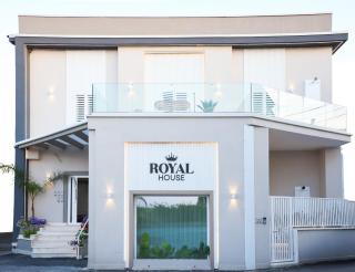Royal House - 0
