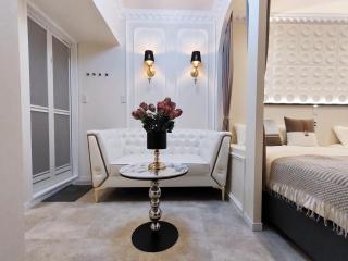 B3 东京新宿高田马场温馨两室民宿 Shinjuku T akadanobaba Cozy 2BR Apart ment 步行可达车站 山手线直达涩谷新宿池袋 适合家庭朋友情侣旅行长期入住 Quiet Family St ay in Tokyo - 2