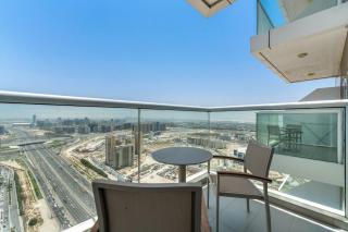 Modern Studio in JVT - Balcony, Pool, Gym - 5