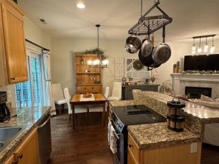 A House On Catalina - Tigard - 6