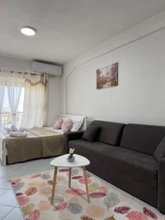 Apartment Between Sea and Town - Durrës - 7