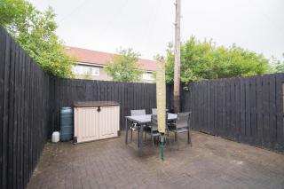 Clydebank 2 Bedroom Home - Drumchapel - 6