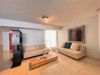 Beachfront 2-Bedroom Lanai with Pool Access - 5