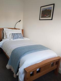 Elm Grove - Hirwaun - 5