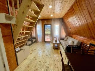 Lela's Cottage - Mestia - 9