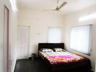 1 BHK Bedroom Apartment ,Couple Friendly - Belgaum - 9