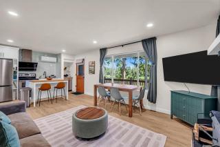 Lakefront Getaway For 4 with Swimming Kayaks and More - Snohomish - 5