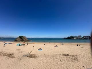 Coastal Retreat 100 yards from North Beach Tenby - Tenby - 9