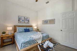 Waterfront House in Paradise at Cape Coral - 5