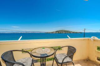 Apartment for 4 persons, by the sea and with beautiful view - Kali - 0