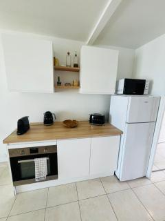 Sea Breeze apartment - - 2