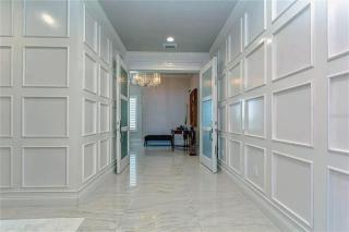 Private Balcony Luxury 4-Bedroom Oceanfront Unit - St Pete Beach - 8