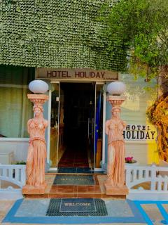 Hotel Holiday - Keramotí - 0