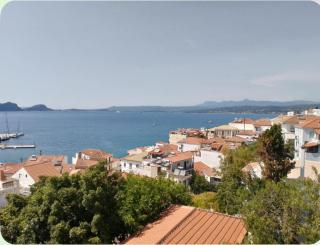 Dennis House - Pylos - 3