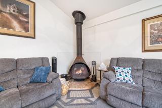 Cozy Home on Lake Martin with Great Amenities - Gaylord - 9