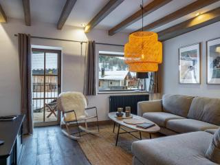 Chalet moderne avec parking et wifi, à proximité des pistes et commerces - FR-1-566-20 - Les Allues - 5