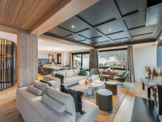 Chalet familial moderne à Méribel Village, terrasse sud avec jacuzzi, proche pistes et commerces - FR-1-566-56 - Les Allues - 2