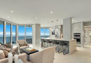 Renovated 2-Bedroom Oceanfront Condo - 0