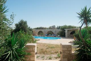 Chic Studio with Pool, 5-Min Walk to Beach - Santa Marina - 9