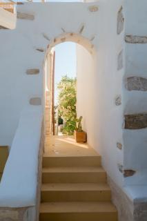 Chic Studio with Pool, 5-Min Walk to Beach - Santa Marina - 1