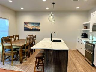 Teton Duo | Side-by-Side Homes | Hot Tubs+Walkable - 2