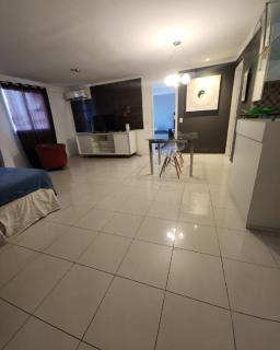 Apartamento Econômico Frente Beira Mar - Fortaleza - 2