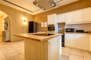 Zest Holiday Home - 4