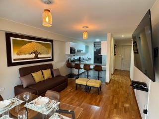 Miraflores 1 or 2 Bedrooms Executive Apartment - 3