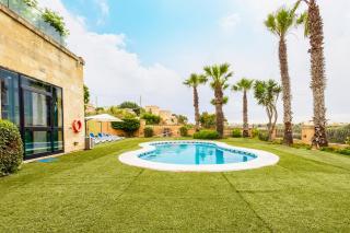 Zest Holiday Home - 7