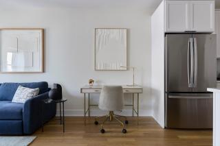 Hoboken Loft Hideaway - walk to PATH - 8