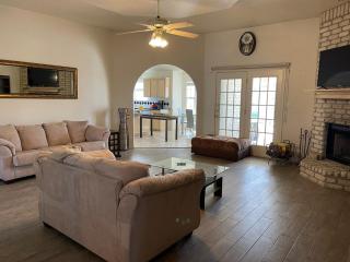 Casa Lava- 4 bedroom with pool and office - Killeen - 6