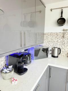 Penthouse with City Views - Bristol - 7