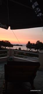 White Lotus seaside studio - Kinion - 9