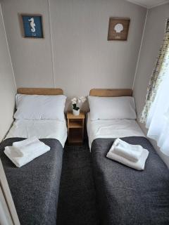 Modern Caravan - Park Dean-Camber Sands - sleeps 6 - Camber - 8