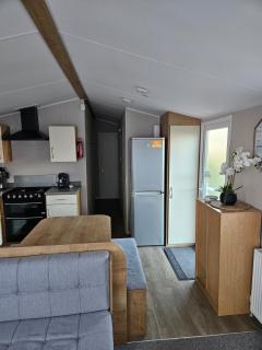Modern Caravan - Park Dean-Camber Sands - sleeps 6 - Camber - 2