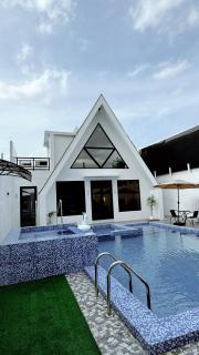 The Prism Cabin - Private Resort in North Caloocan Philippines - - 0