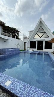 The Prism Cabin - Private Resort in North Caloocan Philippines - - 4