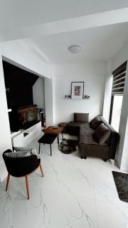 The Prism Cabin - Private Resort in North Caloocan Philippines - - 3