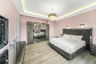 Penthouse with Great Ararat and City View! Super Central 2 Bedroom in New Building! - Erevan - 1