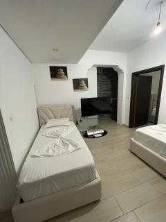 White Villa - Saranda - 5