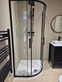 23 Lux stylish 2 bed 2 bath with balcony NEC n12 - Birmingham - 3