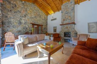 Villa Candy Stone, Private Pool Villa for 8 People - Fethiye - 2