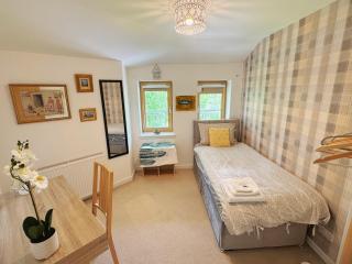 23 Lochburn Gardens - Carz - Maryhill - 9