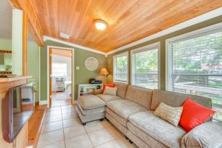 Waterfront Cabin with Private Dock on Lake Hartwell! - Townville - 7