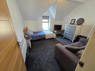 Central Portrush Townhouse available for Open Golf - Moffat - 2
