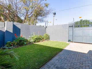 La Petit Bordeaux - Johannesburg - 3