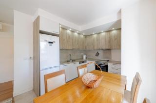 Merak City Center 2-Bedroom apartment with French balcony - Sarajevo - 5