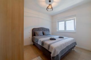 Merak City Center 2-Bedroom apartment with French balcony - Sarajevo - 2