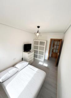 Seaview 2BR, 1Bath with Terrace - Aguadulce - 4