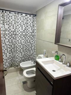 Departamento para 5 personas en el centro, a minutos del estadio y nodo tecnológico - Santiago del Estero - 7
